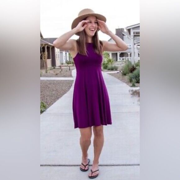 Athleta Santorini Thera Dress in Plum Purple Size XS Sleeveless Knit Jersey - Picture 1 of 15